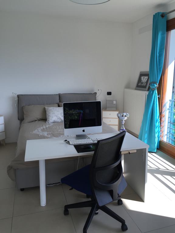 באוונו Armonie Del Lago - Lakeview Retreat With Private Garden, Pool & Jacuzzi מראה חיצוני תמונה