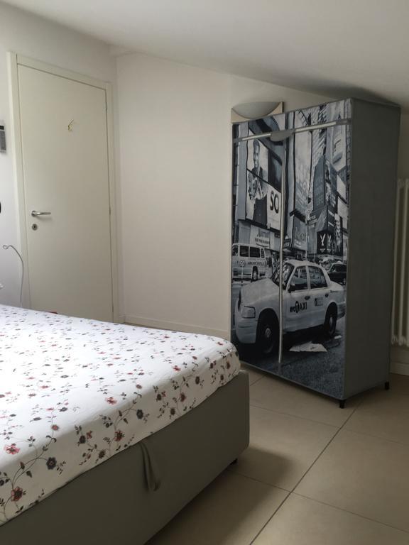 באוונו Armonie Del Lago - Lakeview Retreat With Private Garden, Pool & Jacuzzi מראה חיצוני תמונה