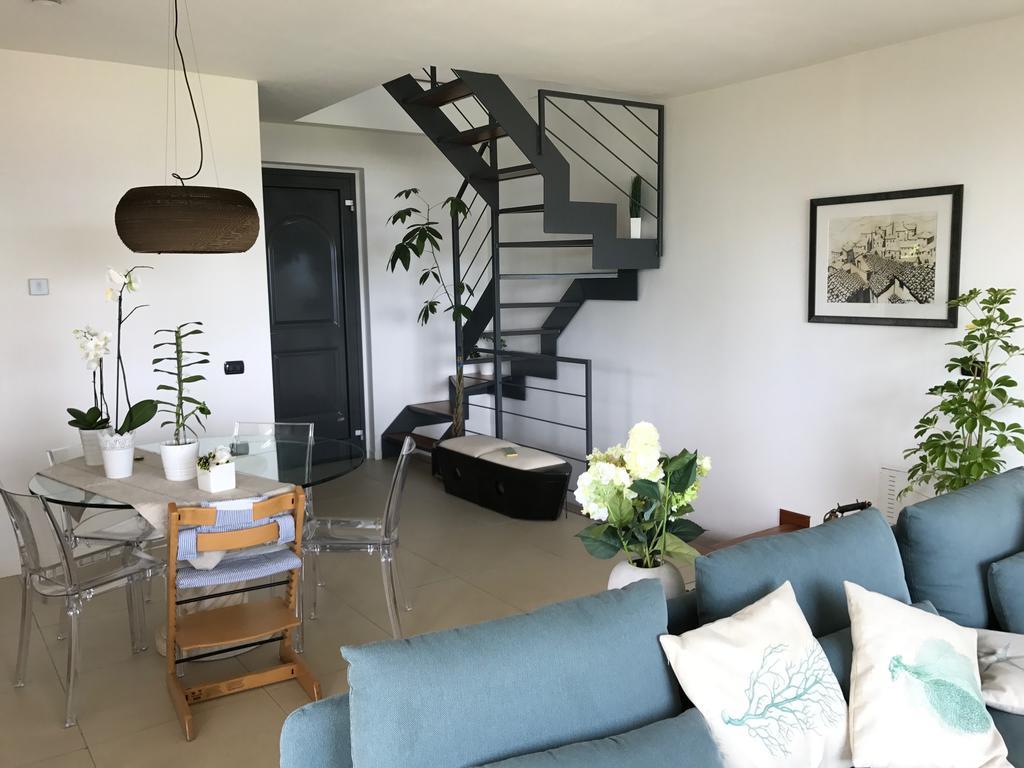 באוונו Armonie Del Lago - Lakeview Retreat With Private Garden, Pool & Jacuzzi מראה חיצוני תמונה
